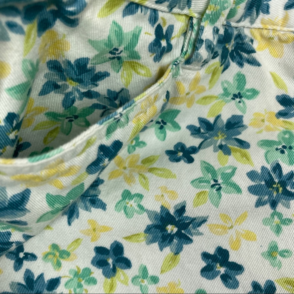 VINTAGE FLORAL SKIRT SKORT WOMENS 10 WHITE YELLOW GREEN FLOWERS BUTTON F… - Picture 9 of 12